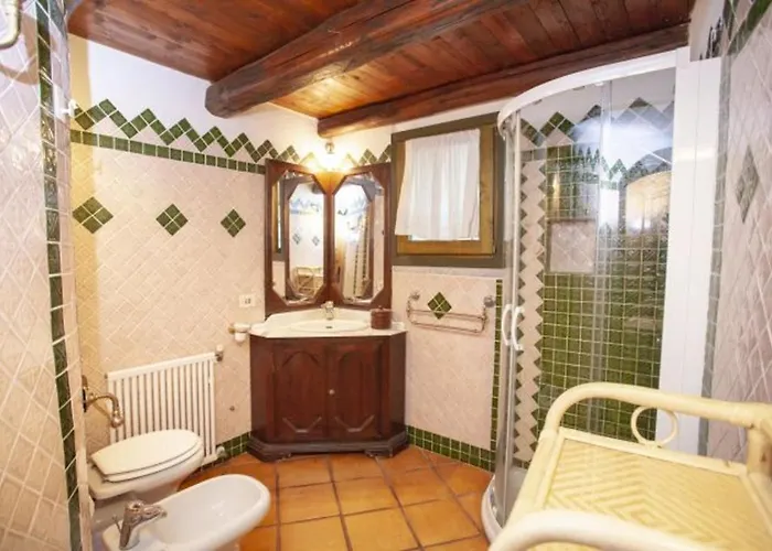 Charming In Olbia With Shared Pool And Garden 빌라 *