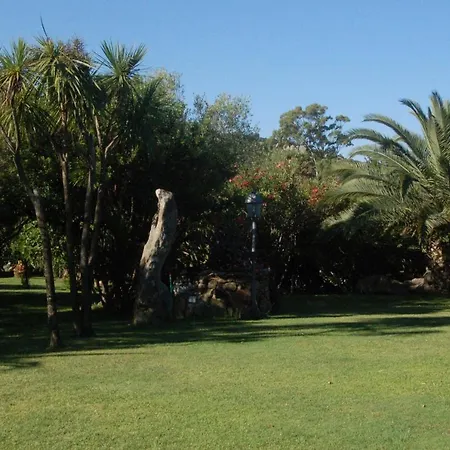 Charming In Olbia With Shared Pool And Garden Porto Rotondo