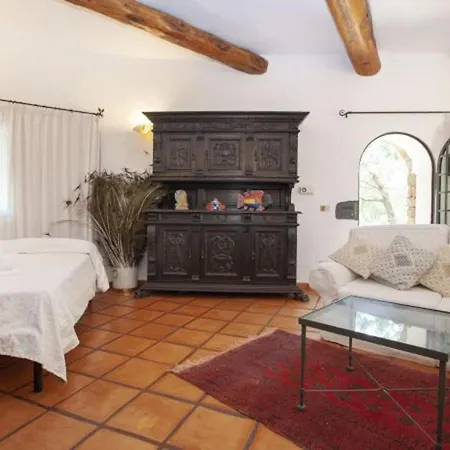 Charming In Olbia With Shared Pool And Garden