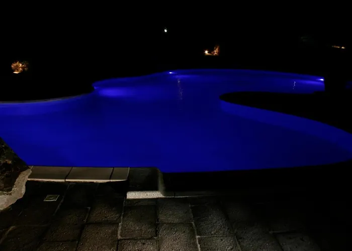 Charming In Olbia With Shared Pool And Garden فيلة