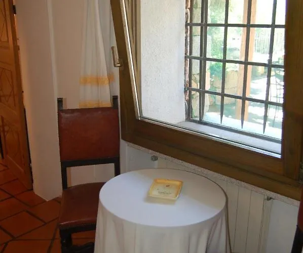 Charming In Olbia With Shared Pool And Garden Villa *