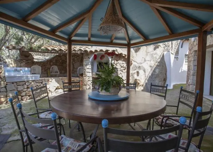 Charming In Olbia With Shared Pool And Garden *